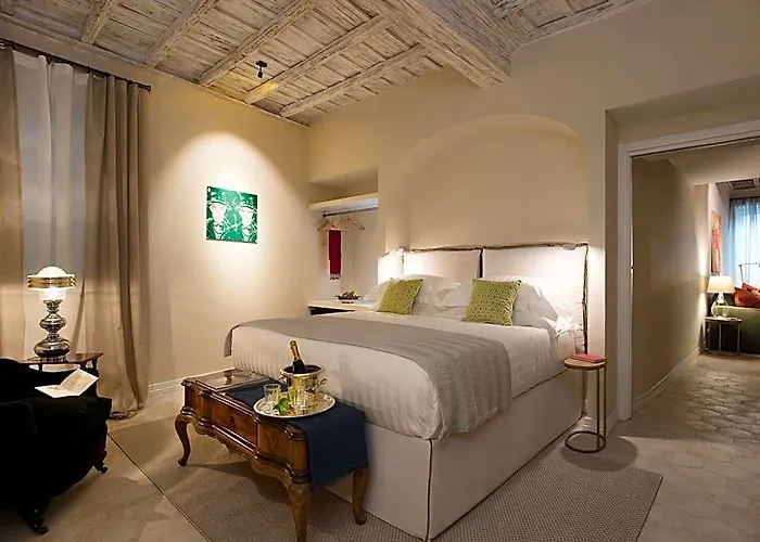 Palazzo Caruso 4*